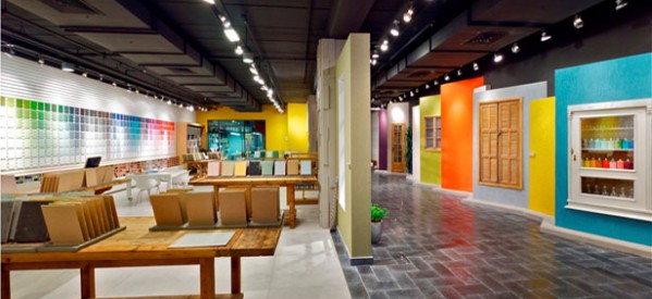 חברת נירלט פותחת השבוע מרכז חדשני לעיצוב בצבע