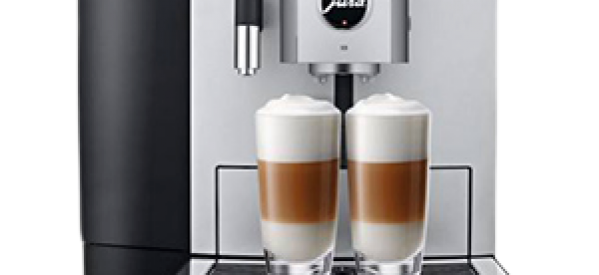 בונה קפה ומכונה ללא עלות
